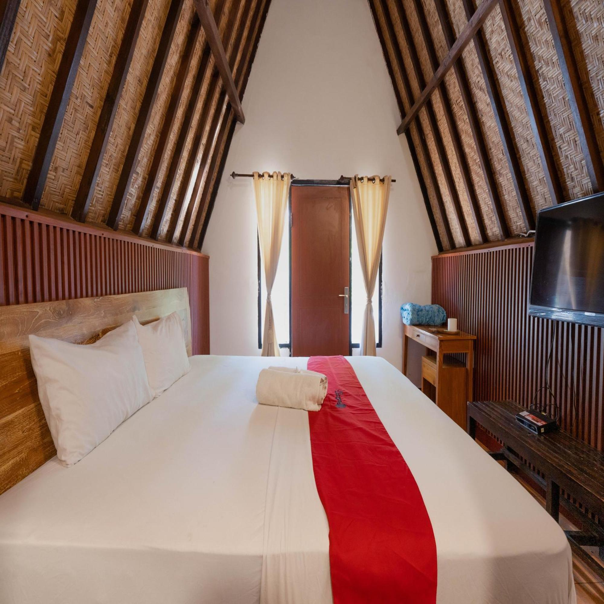Reddoorz At Ocean 2 Gili Trawangan Hotel Buitenkant foto